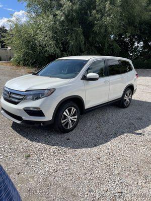 Front Honda Pilot