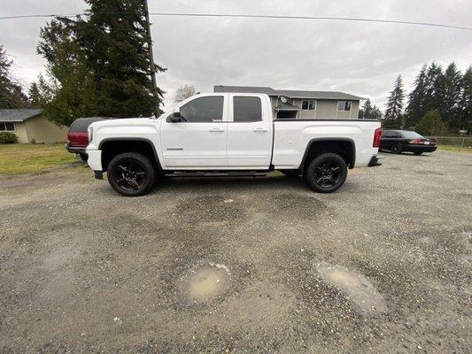 2017 GMC Sierra elevation edition