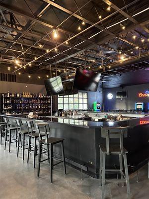 New bar in Orange Park on Wells Rd!