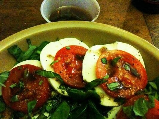 Spinach, fresh mozzarella, tomatoes, fresh basil, and balsamic  vinaigrette  dressing.  $4.75