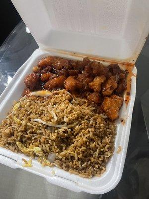 General Tso Chicken Combo (egg roll not pictured)