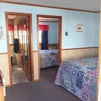 2 Bedroom Suite - 1 Queen Bed, 1 Full Bed