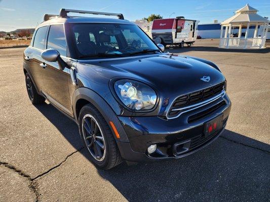 2016 Mini Cooper Countryman S
FWD
1.6L 4cyl
85,310 Miles
Automatic
Ask For Chuck
928-303-8159
$12,443