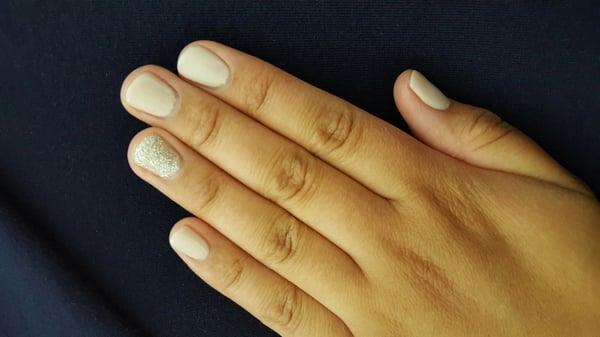 Shellac manicure from American Nails.