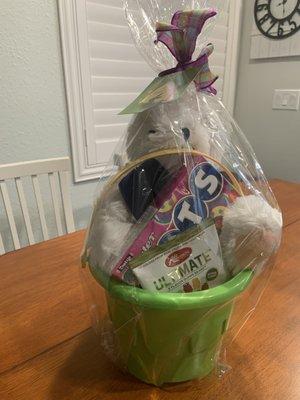 Basket I bought for my grandson, whose favorite color is green.