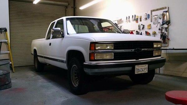 Matte white full truck dip