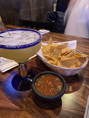 Nacho Chips & margarita