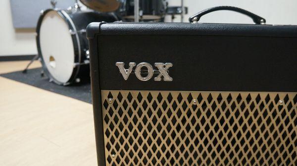 Vox hybrid modeling Amp - Included in the room!  This thing is killer.