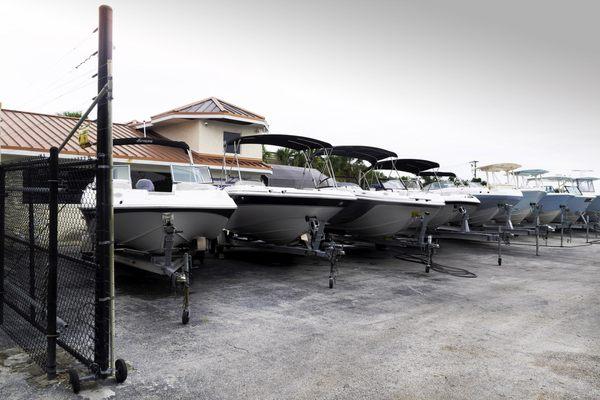 Marine Connection
 #1 South Florida Boat Dealer
 Cobia, Hewes, Maverick, Pathfinder, Hurricane, Sportsman, Blackfin and Carolina Skiff Boats