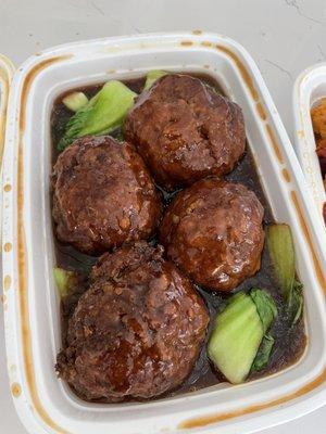 Braised meatballs