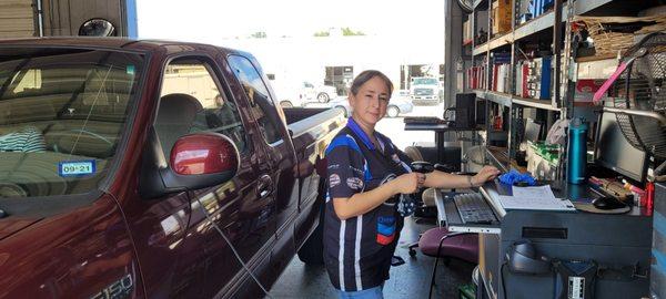 Angie does the state inspections.  She is fast, honest and super friendly.  I look forward to seeing her at Speedee.