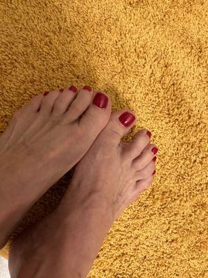 Gel pedicure