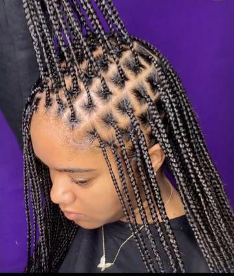 #knotleesbraids #knotlees #boxbraids