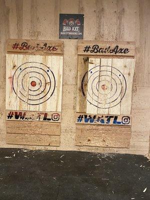 Axe throwing area