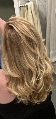 Blonde Balyage by Nikki at Avi Salon