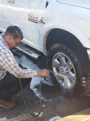 Wheel/Rim Cleaning