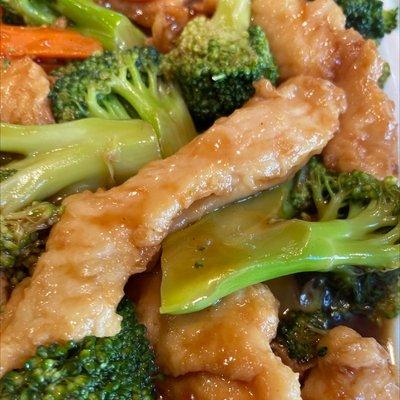 Chicken With Broccoli