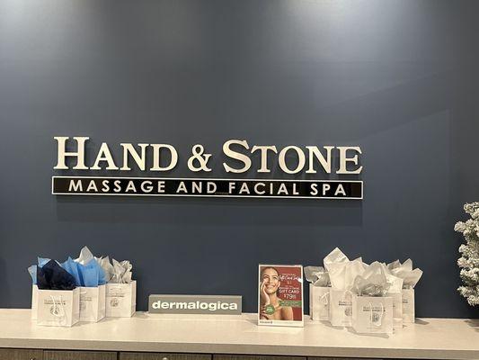 Hand & Stone Massage and Facial Spa