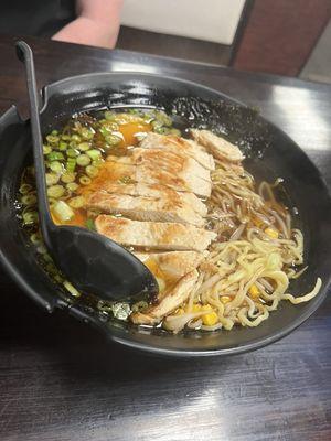 Grilled chicken ramen