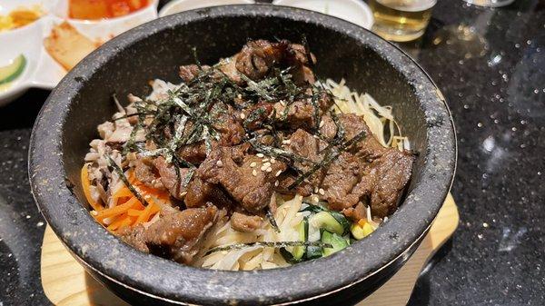 Galbi Dolsot bimbimbap