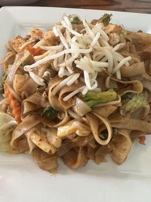 Drunken noodles with tofu