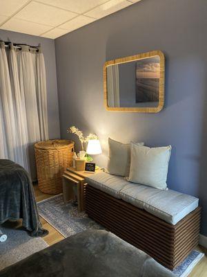 Our private treatment room 

Photos & Interior Design: Natalie Judge Art of Home @nataliejudge_artofhome