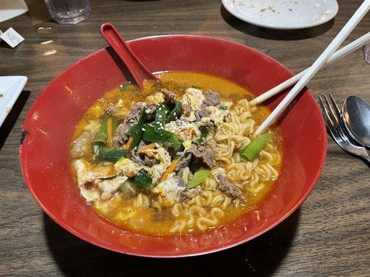 Spicy Ramyun with beef. Yum!