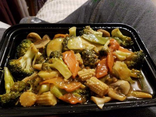 Vegetable Delight - Broccoli, carrots, mushrooms, snow peas, zucchini, bamboo shoots, & baby corn sautéed in Garlic sauce