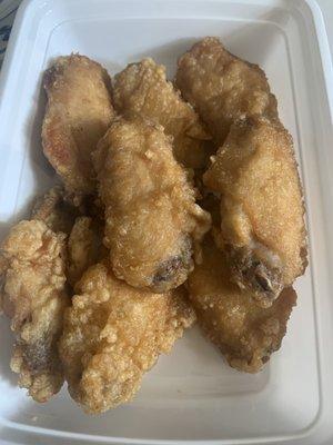 Fried chicken wings