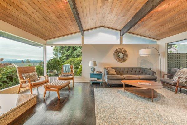 A piece of mid century modern that we helped a client sell for $1,075,000 10/20/16