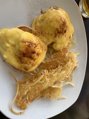 Eggs Benedict with hash browns