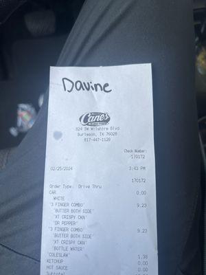 lol my name "Davine"