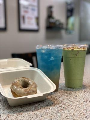 Banana Nut Bread w Spinach 
Ocean Water 
Protein Donut