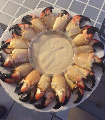 Delicious Stone Crabs from Steve's Stone Crabs always the best!!! Fresh and great quality... call them and enjoy