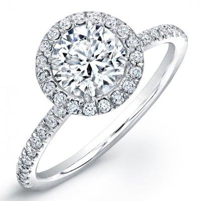 Windsor Jewelers has the finest selection of diamond engagement rings, loose diamonds, and bridal jewelry in North Carolina!