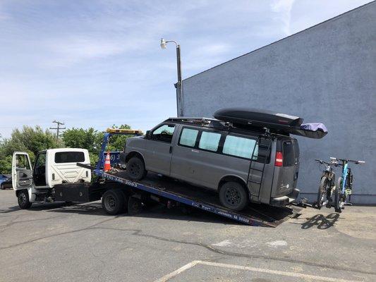 Parking lot in front of the shop.