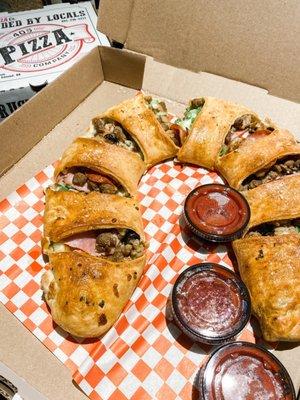 Large Supreme Calzone-