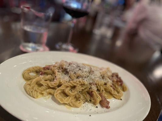 Fusilli Carbonara