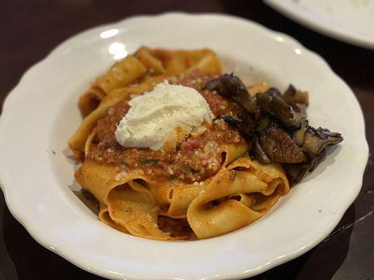 Bolognese with a side of mushrooms