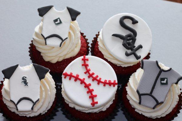 Chicago white Sox Cupcakes