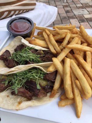 Short rib tacos