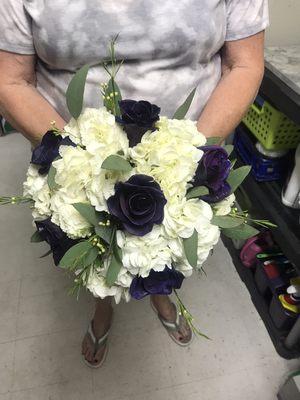 Medium wedding bouquet