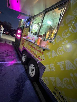 Taco truck