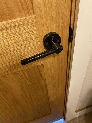 There was no clear way explaining how to lock the door. Makes me nervous for children trying to use the bathroom alone.Perfect for creeps.