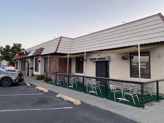 Outdoor restaurant with patio