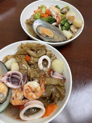 Laddna noodle with seafood + Thai spicy