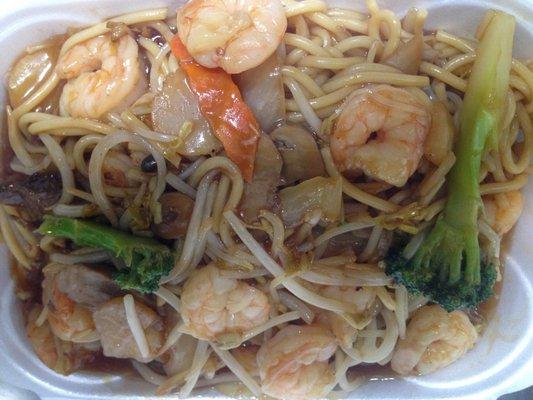 Shrimp Lomein