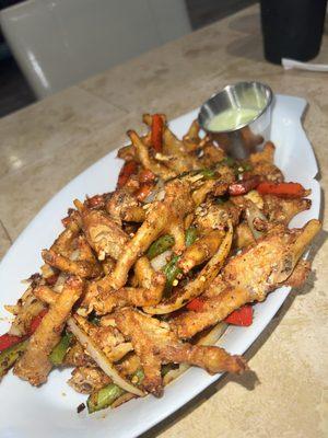 Crispy chicken feet