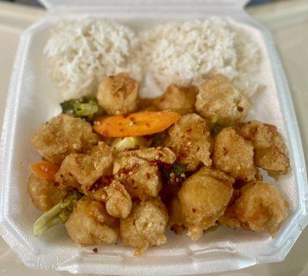 I believe this is the Sweet Sour Chicken (without the sauce)