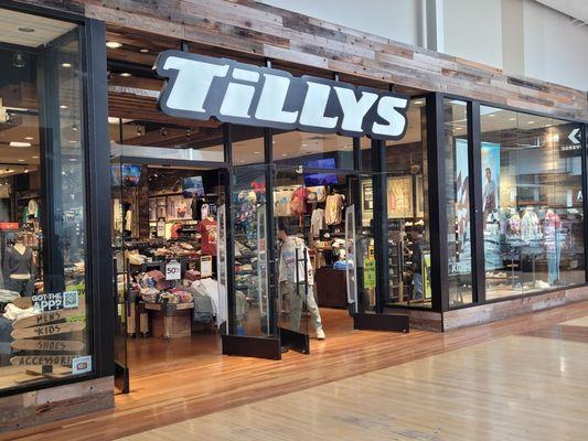 Tillys